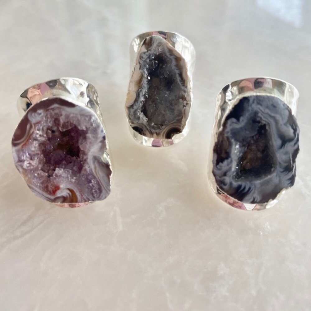 ❗️LAST❗️Hammered Silver Raw Geode Ring - Picture 7 of 7